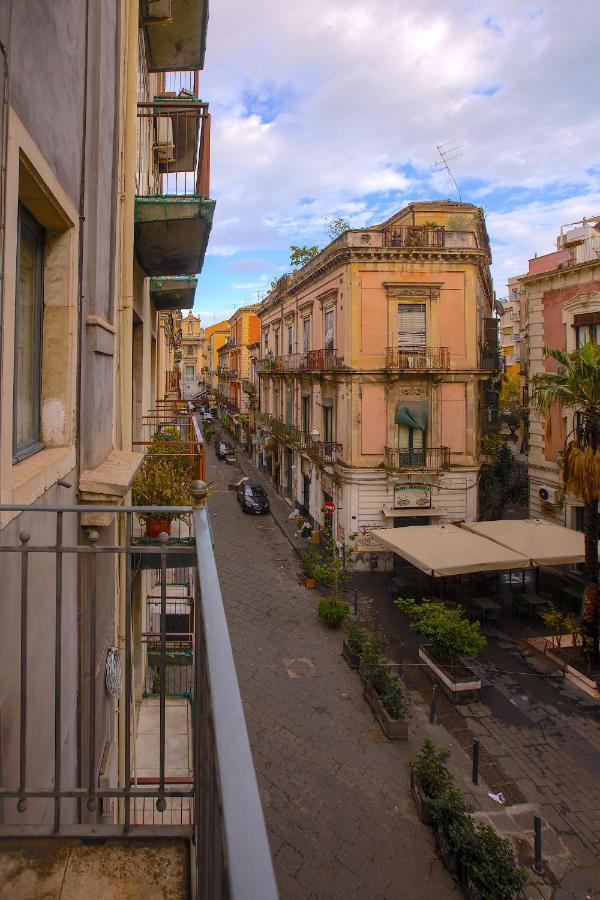 Appartement Dimora Pacini à Catane Extérieur photo